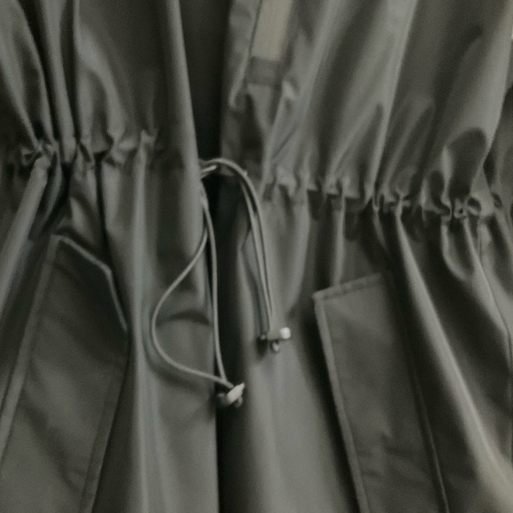 Mackage Rain coat - Picture 10 of 12